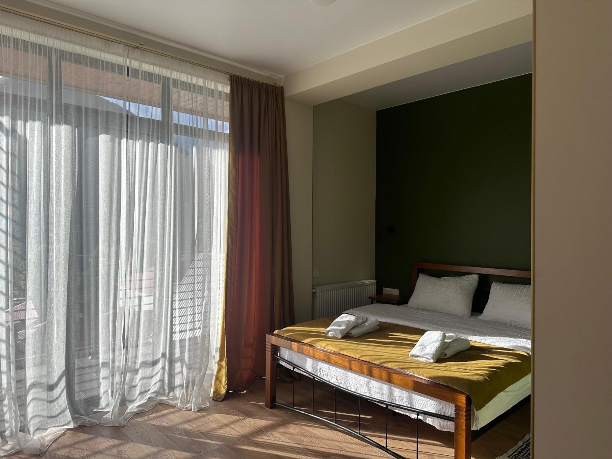 Hotel Mountime Kazbegi Stepantsminda Exterior foto